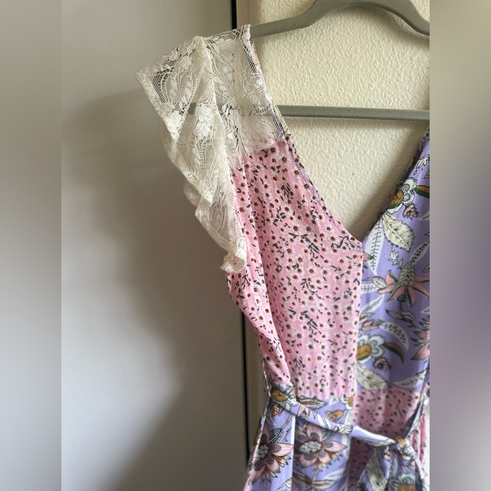 Floral Dress with Lace